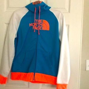 North Face Hoodie. Size L.